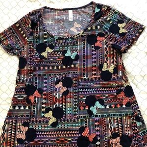 LuLaRoe - Classic Tee - size S